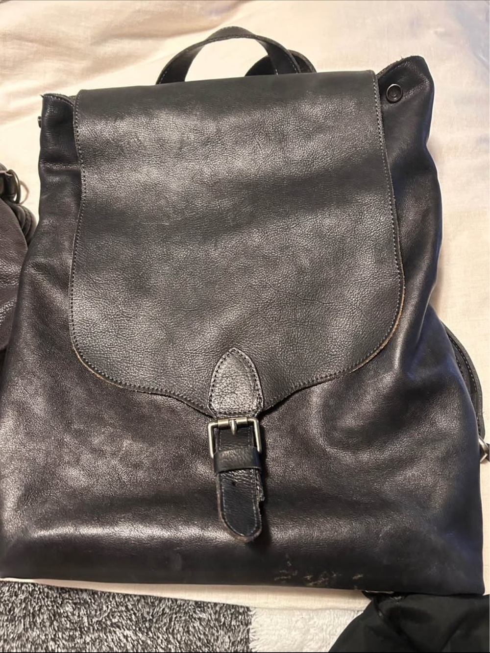 Men's Black Leather Backpack - Classic Flap Design